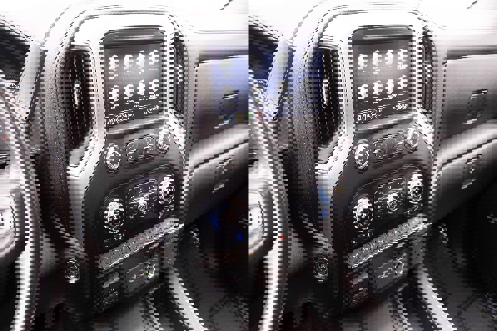 Used 2020 GMC Sierra 1500 SLT image 3