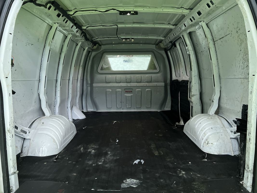Used 2020 Chevrolet Express 2500 w/ Driver Convenience Package RWD image 16