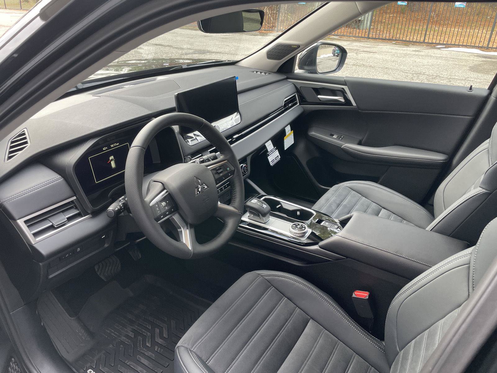 New 2026 Mitsubishi Outlander SE AWD/4WD image 17
