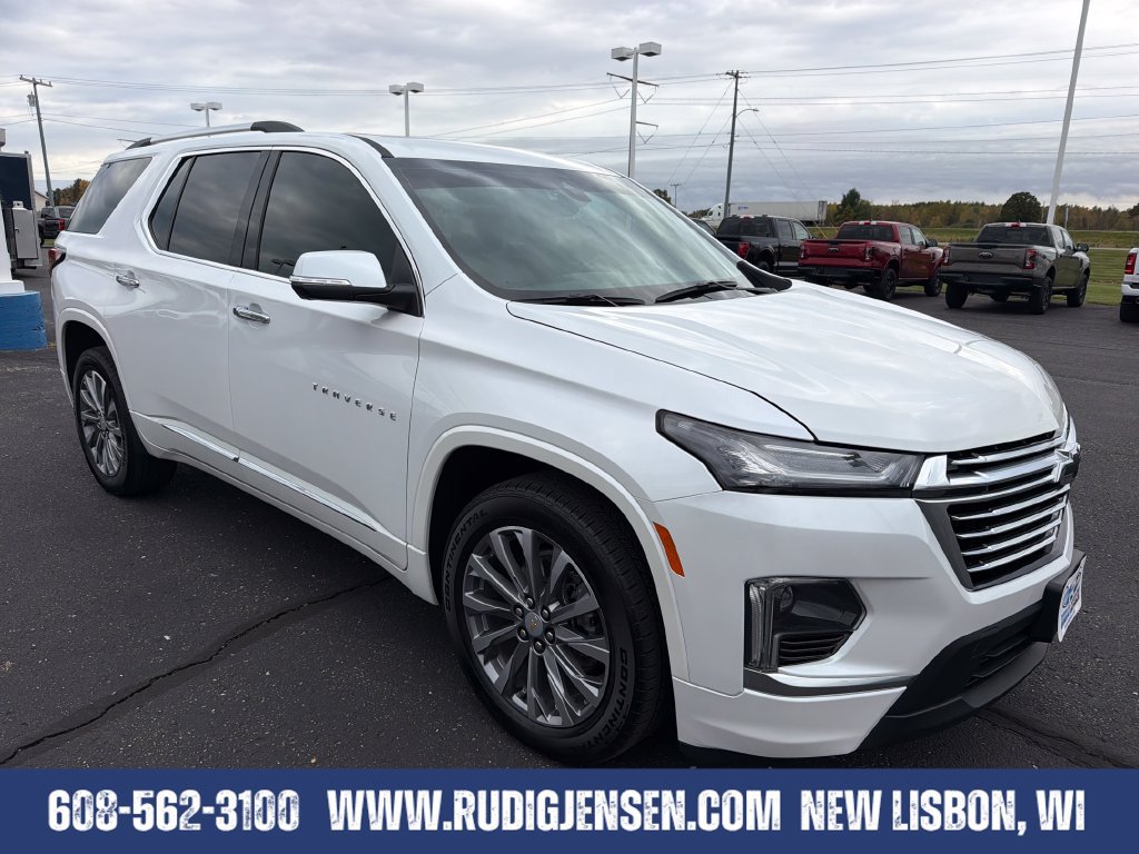 Used 2023 Chevrolet Traverse Premier AWD/4WD image 7