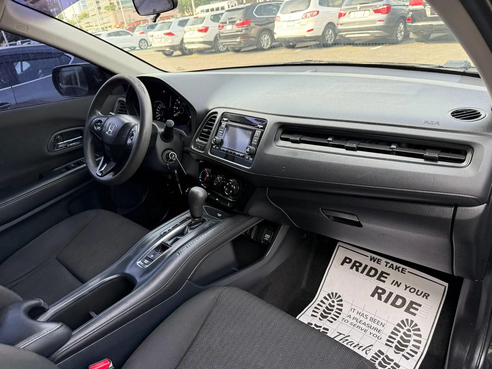 Used 2016 Honda HR-V LX image 32