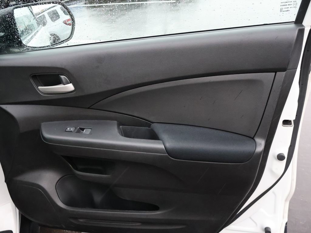 Used 2016 Honda CR-V SE image 11