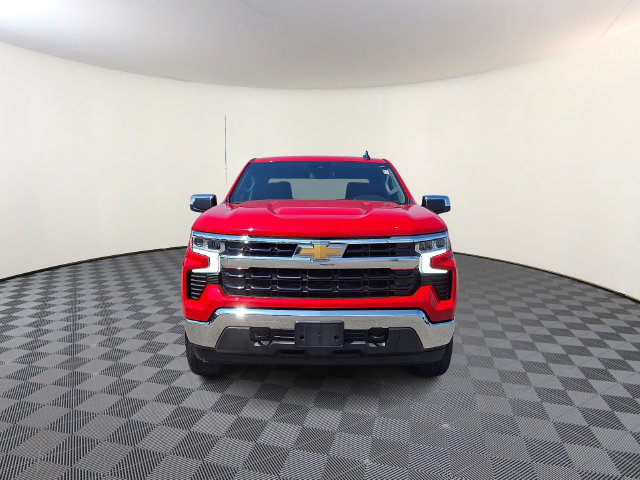 Used 2023 Chevrolet Silverado 1500 LT AWD/4WD image 2