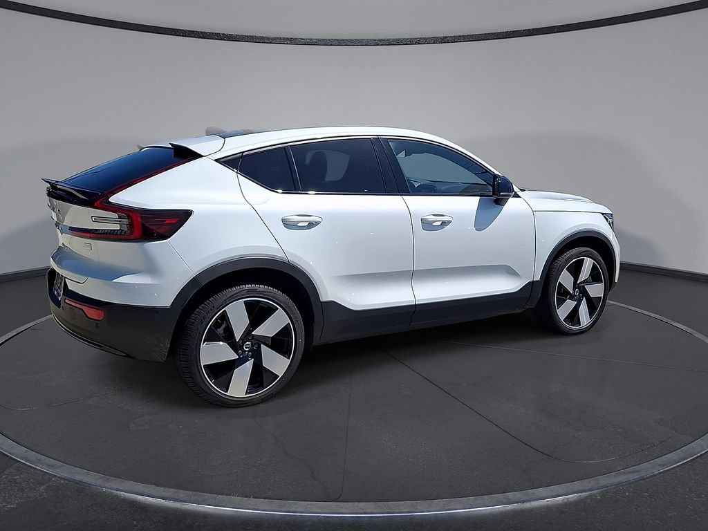 Used 2023 Volvo C40 P8 Recharge Ultimate w/ Protection Package Premier AWD/4WD image 7