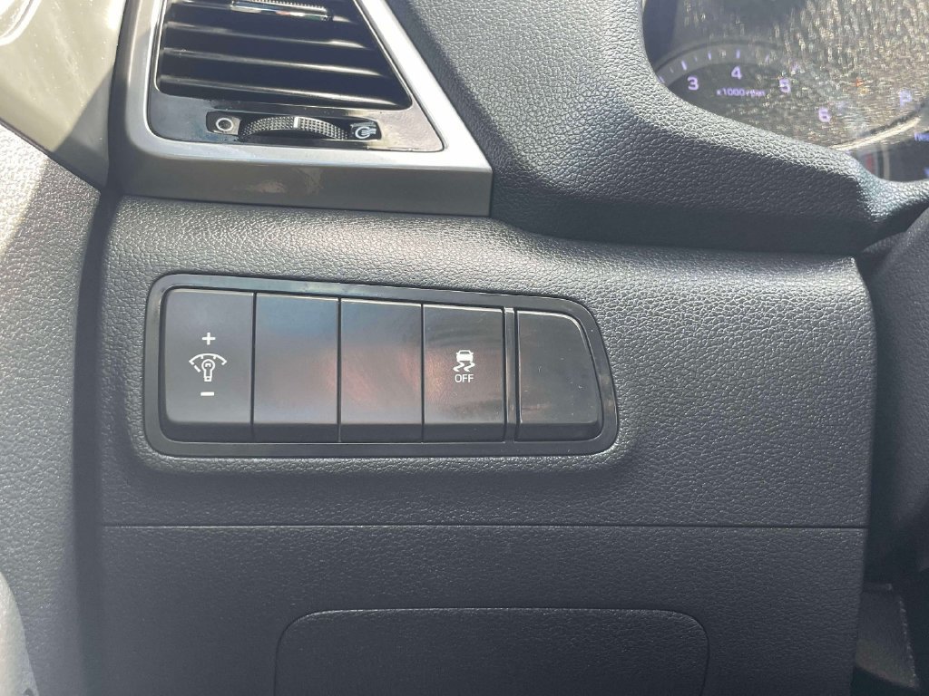 Used 2018 Hyundai Tucson SE AWD/4WD image 20