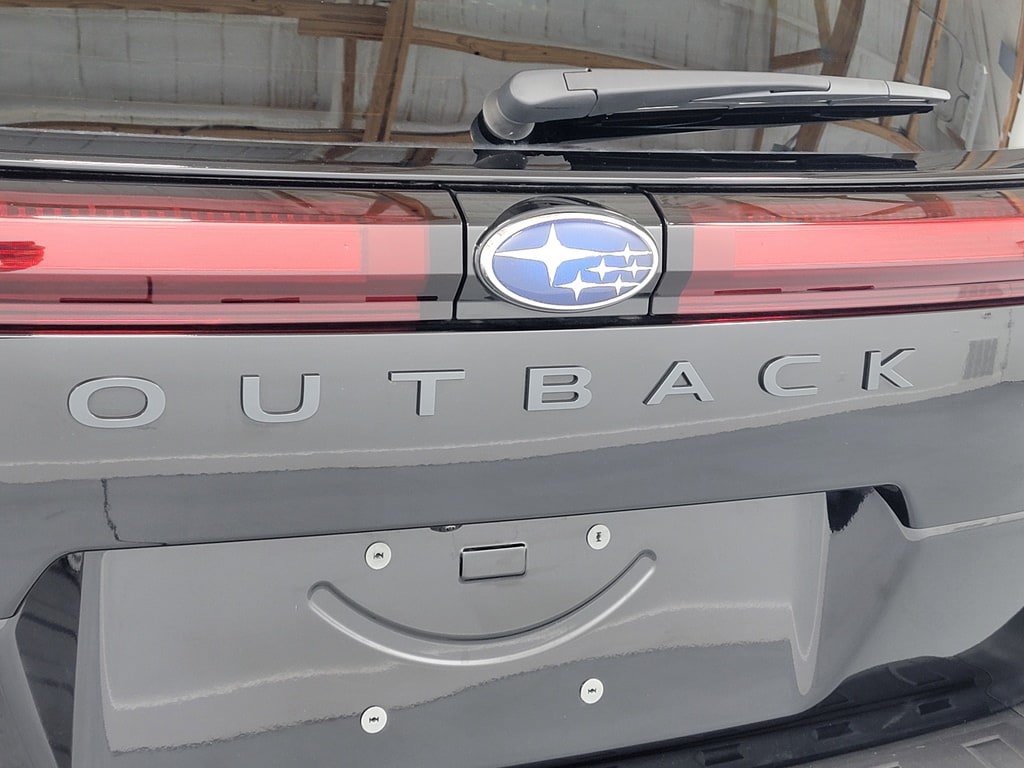Certified 2026 Subaru Outback Limited XT AWD/4WD image 9