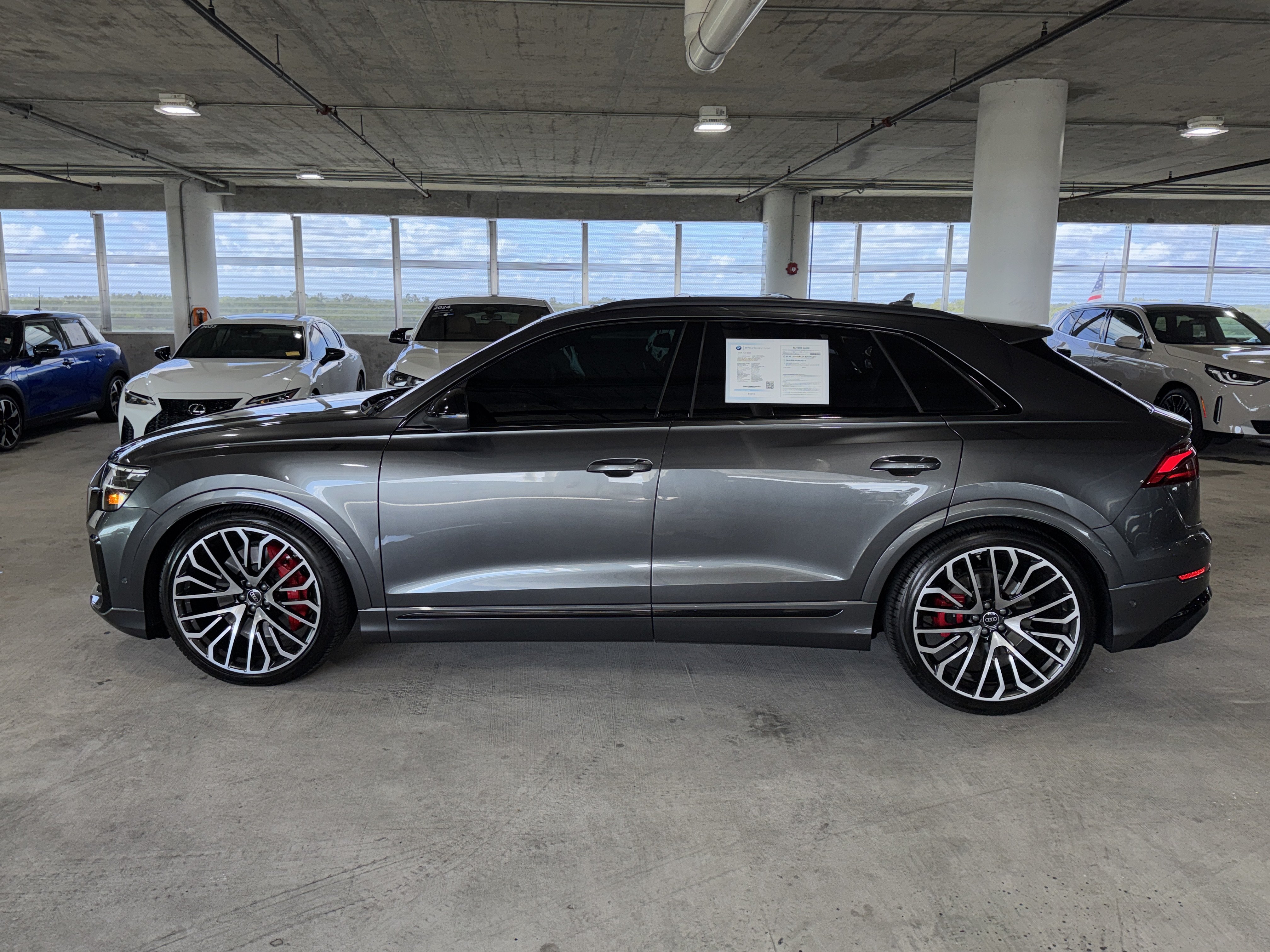 Used 2024 Audi SQ8 Premium Plus AWD/4WD image 5