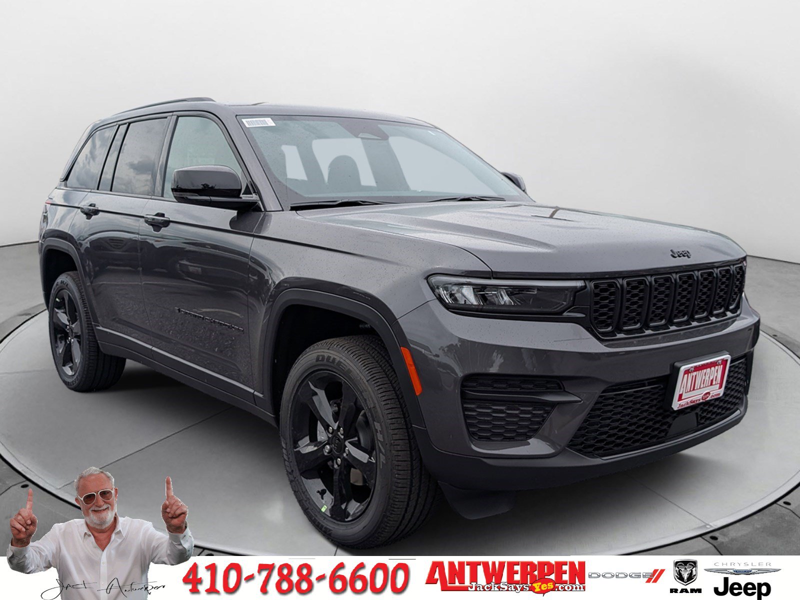 New 2025 Jeep Grand Cherokee Altitude AWD/4WD image 1