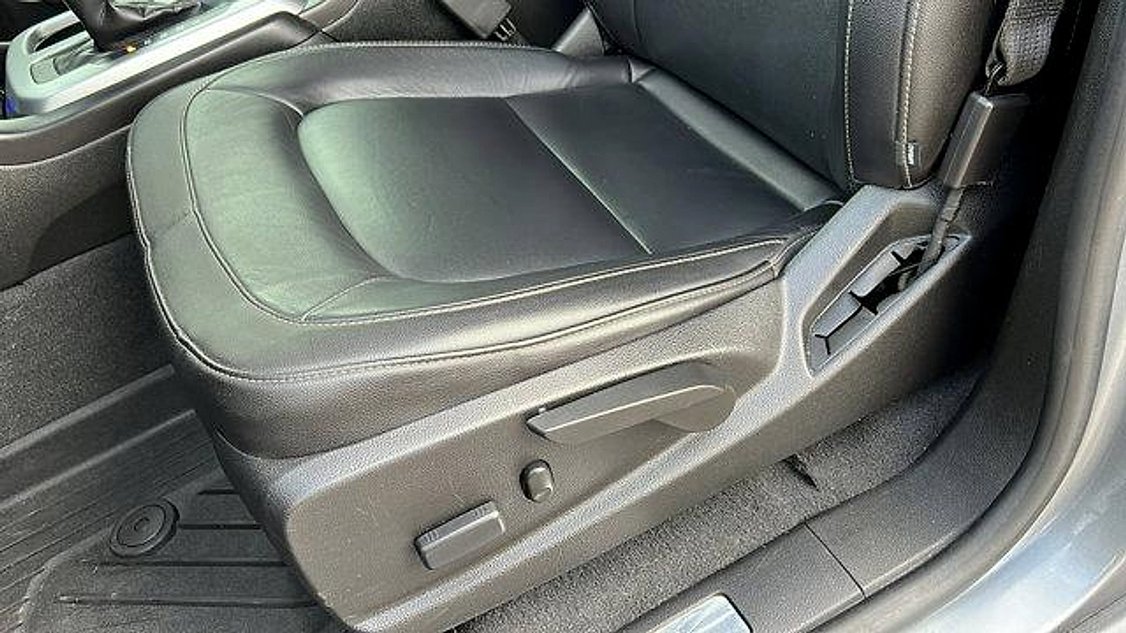 Used 2021 Chevrolet Colorado ZR2 image 17