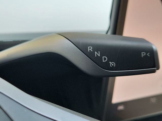 Used 2024 Tesla Model Y Performance image 16