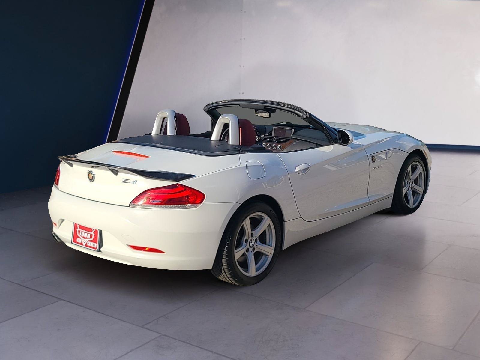 Used 2011 BMW Z4 sDrive30i RWD image 5