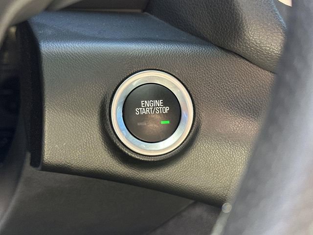 Used 2023 GMC Terrain SLE w/ Driver Convenience Package image 15