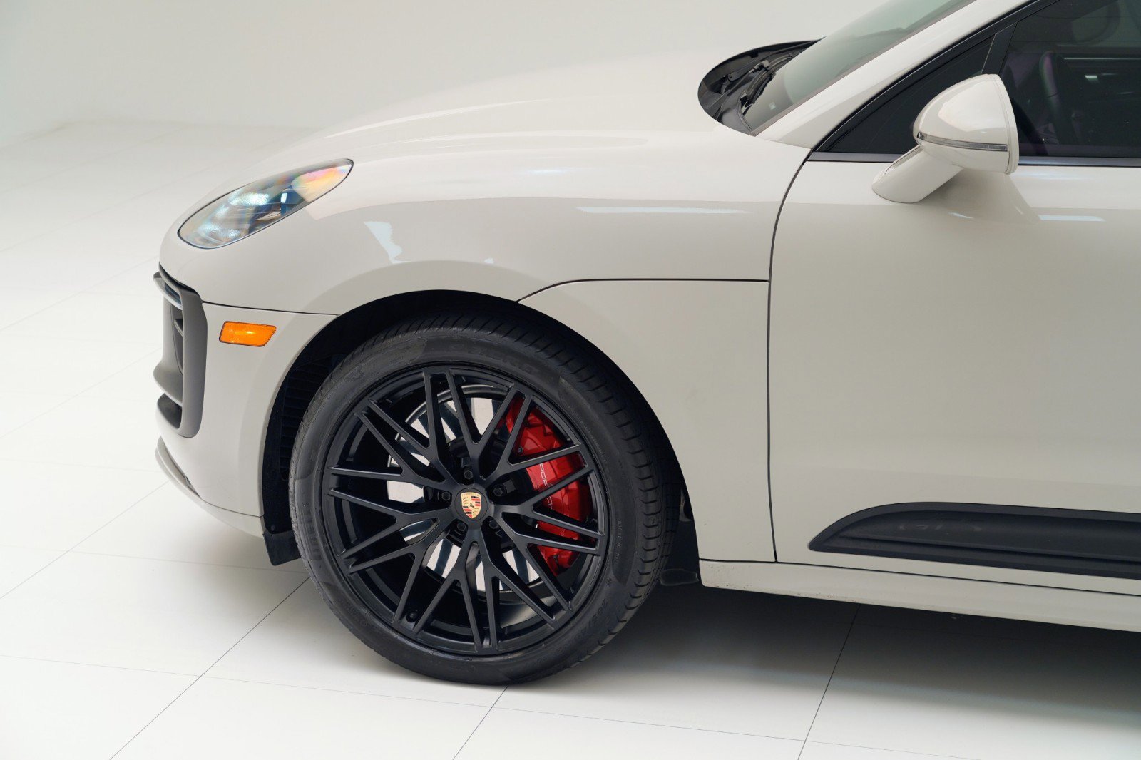 Certified 2023 Porsche Macan GTS AWD/4WD image 11