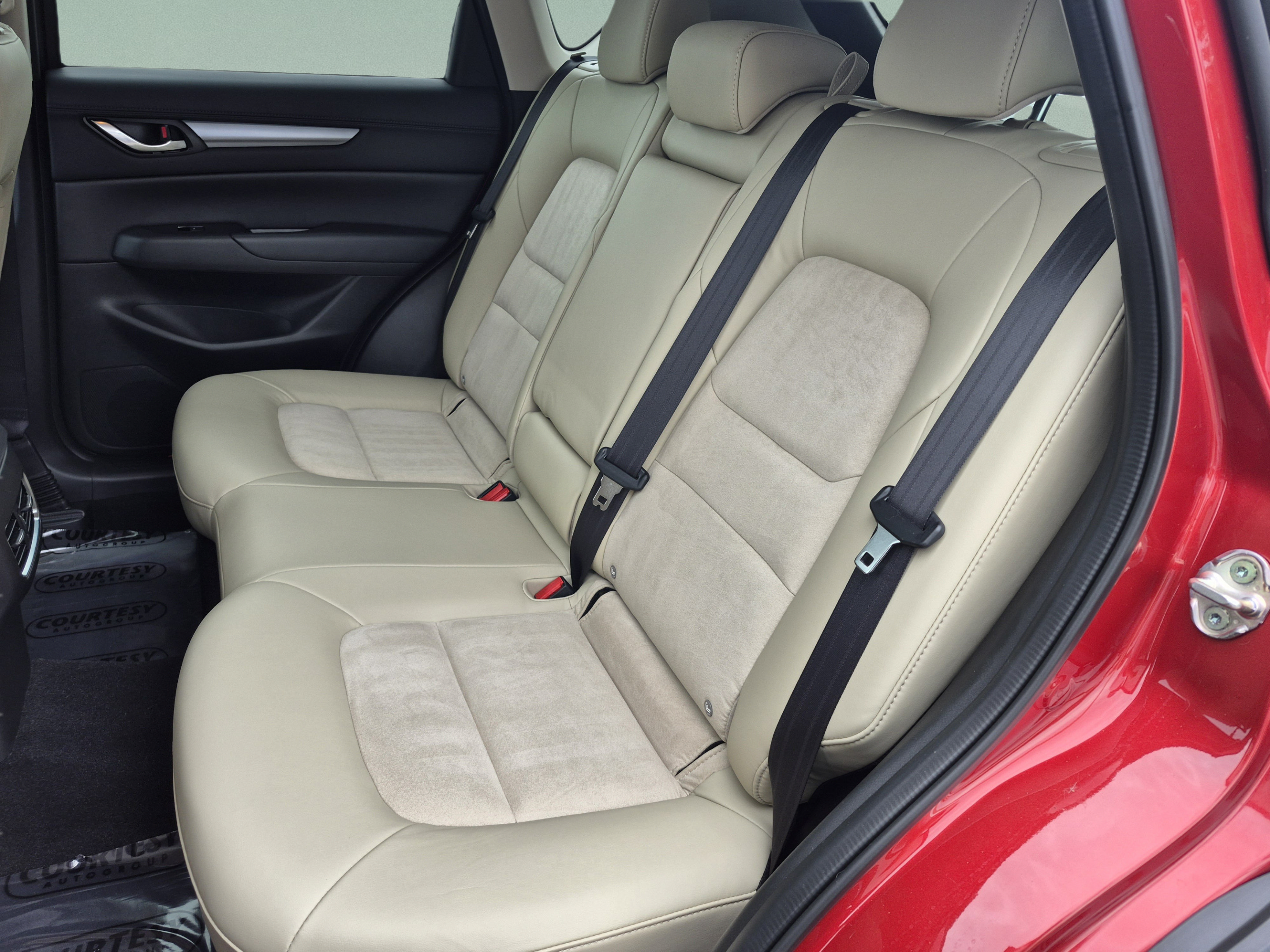 Used 2020 MAZDA CX-5 Touring FWD image 16