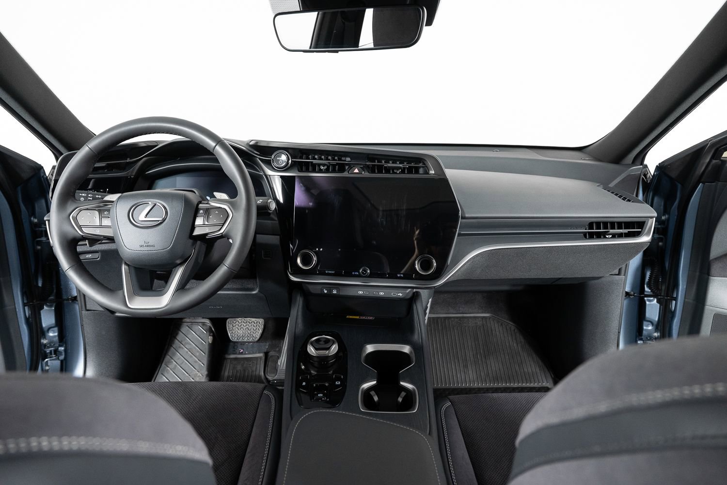 Used 2023 Lexus RZ 450e Premium w/ Accessory Package (2T) image 32