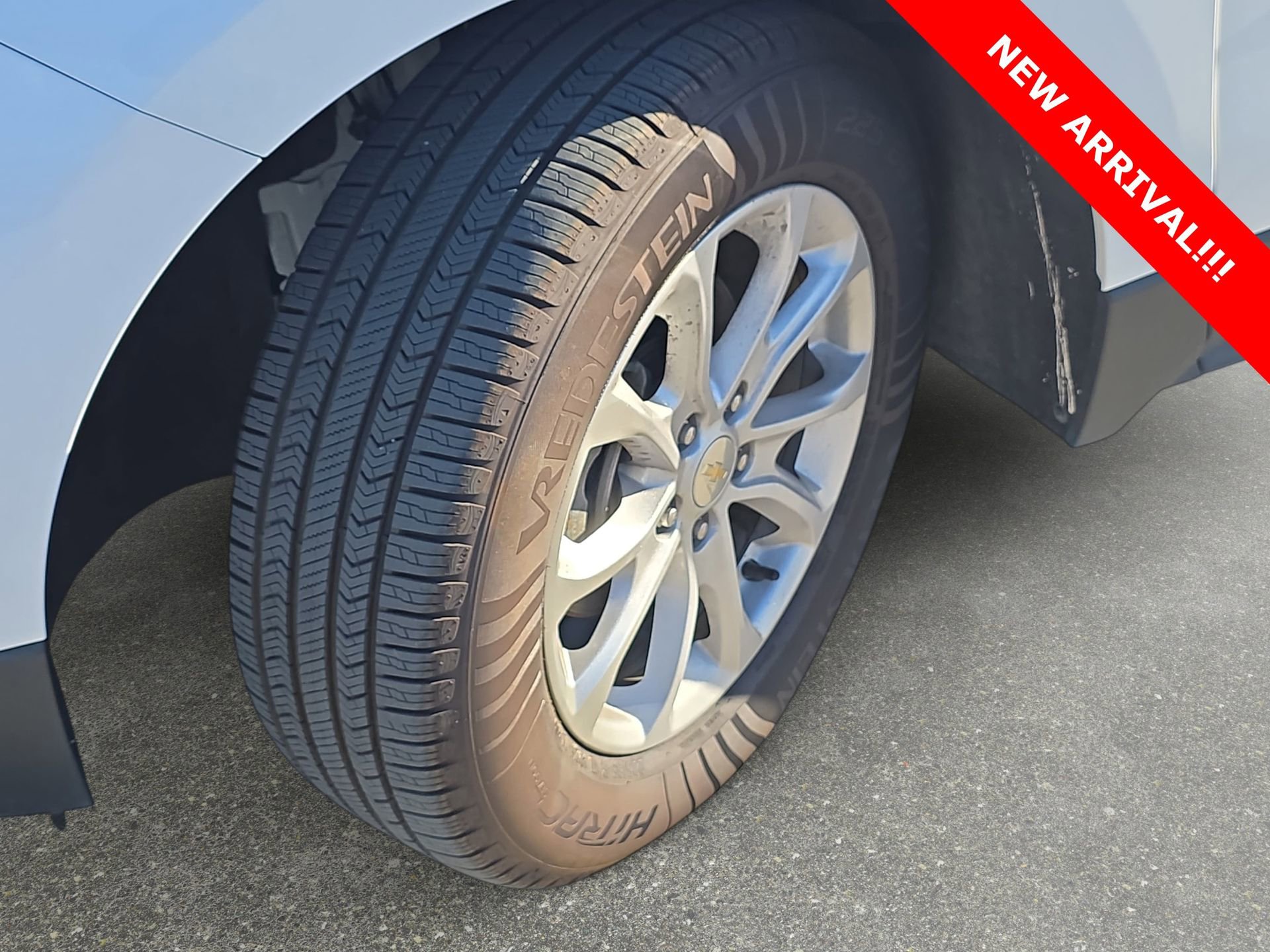 Used 2020 Chevrolet Equinox LS w/ LS Convenience Package image 29