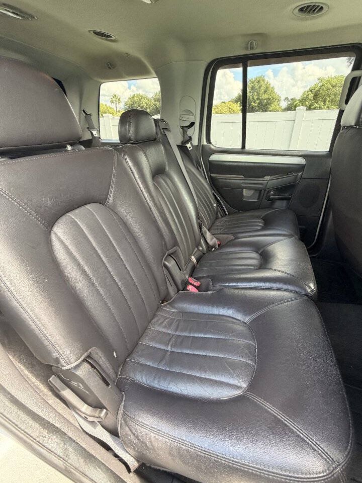 Used 2005 Mercury Mountaineer Luxury AWD/4WD image 14
