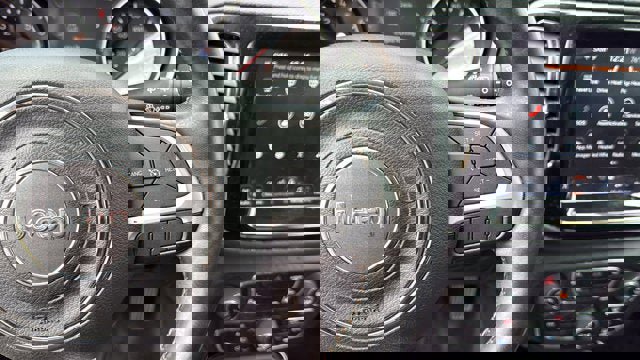 Used 2018 Jeep Compass Limited w/ Navigation Group image 17