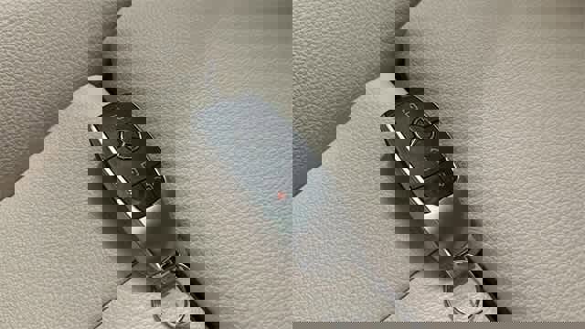 Certified 2025 Mercedes-Benz GLE 450 4MATIC image 38