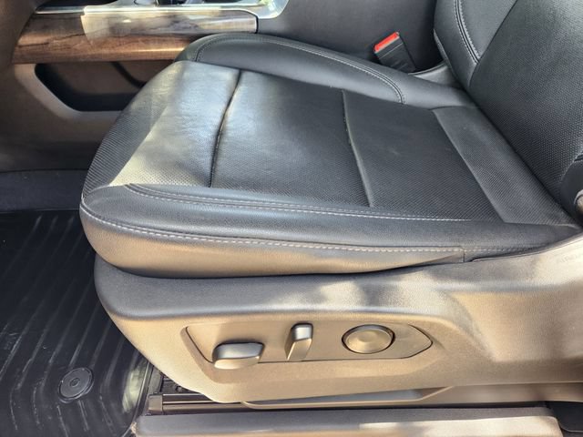 Used 2023 Chevrolet Silverado 1500 LTZ w/ LTZ Convenience Package II AWD/4WD image 24