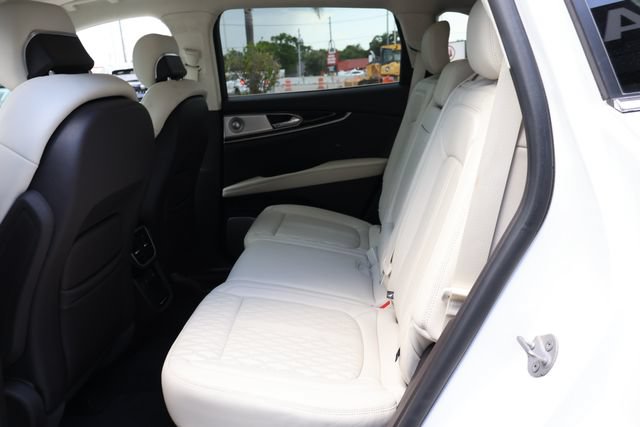 Used 2023 Lincoln Nautilus Black Label w/ Cargo Utility Package AWD/4WD image 15