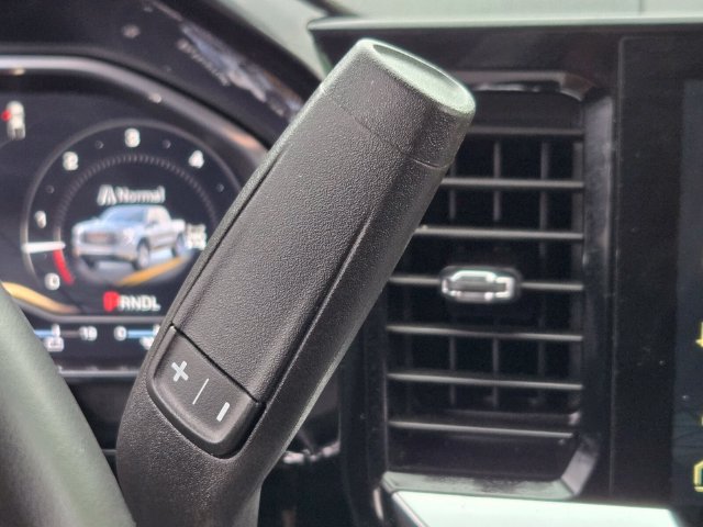 Used 2025 GMC Sierra 1500 SLT AWD/4WD image 28