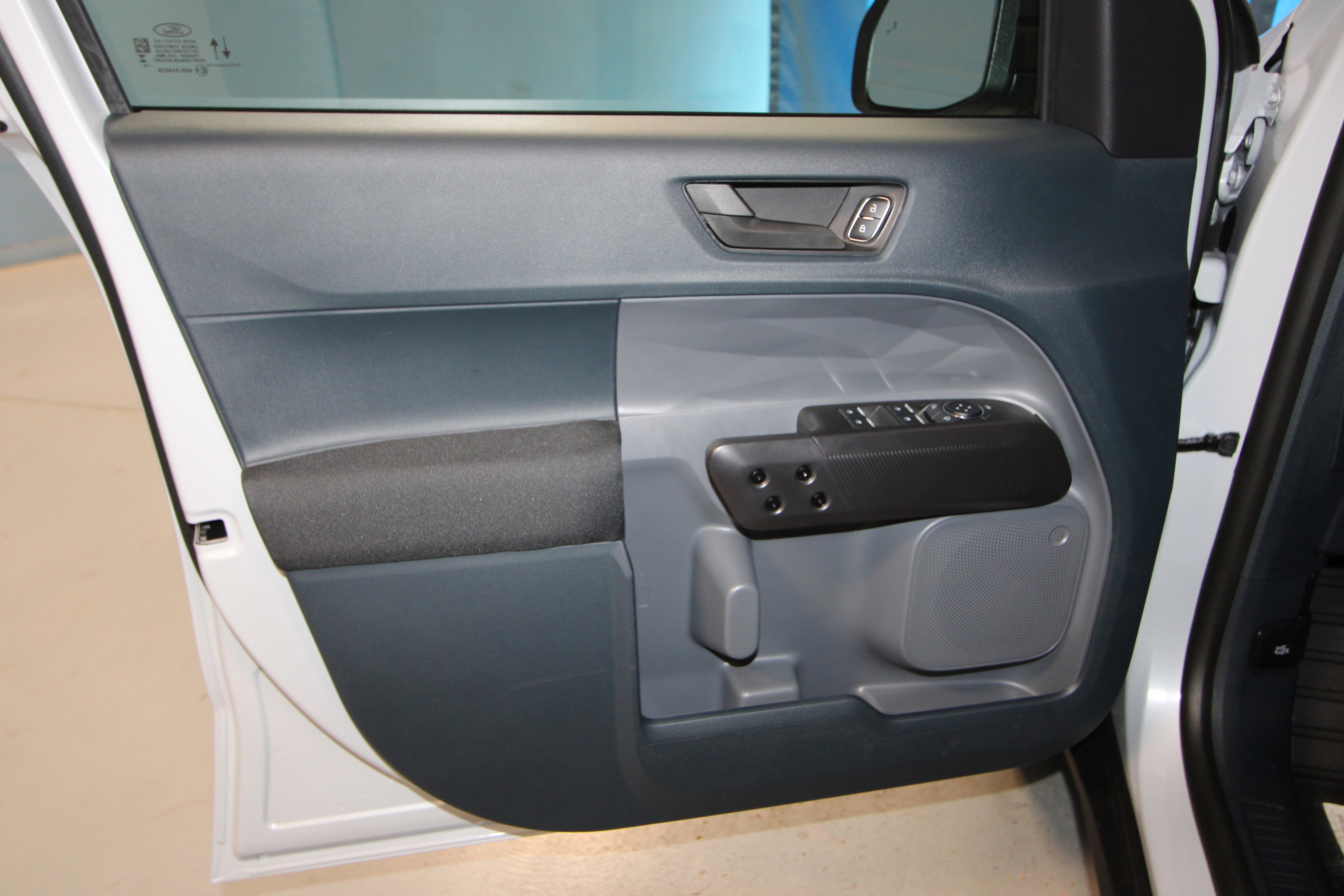 New 2026 Ford Maverick XL AWD/4WD image 4