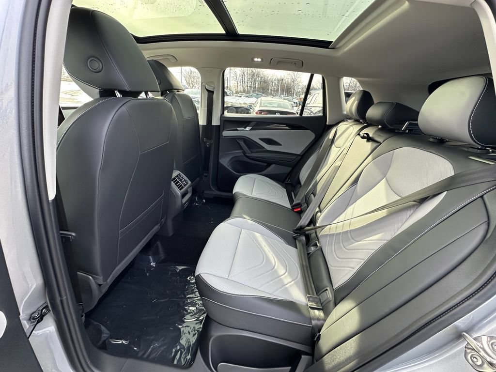 New 2026 Volkswagen Tiguan SE AWD/4WD image 21