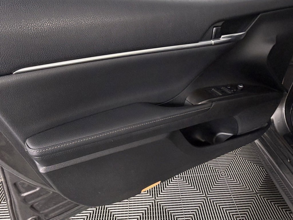 Used 2023 Toyota Camry XSE image 26