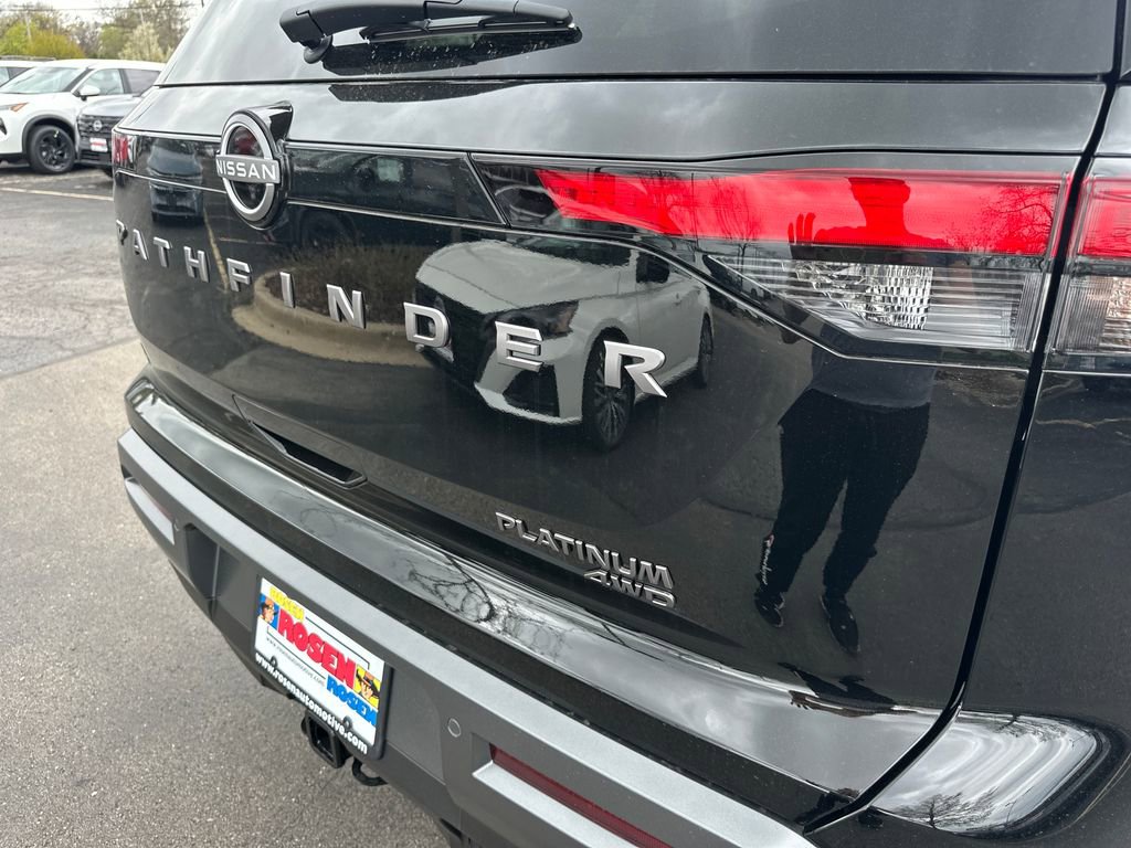 New 2026 Nissan Pathfinder Platinum w/ Cargo Package AWD/4WD image 38