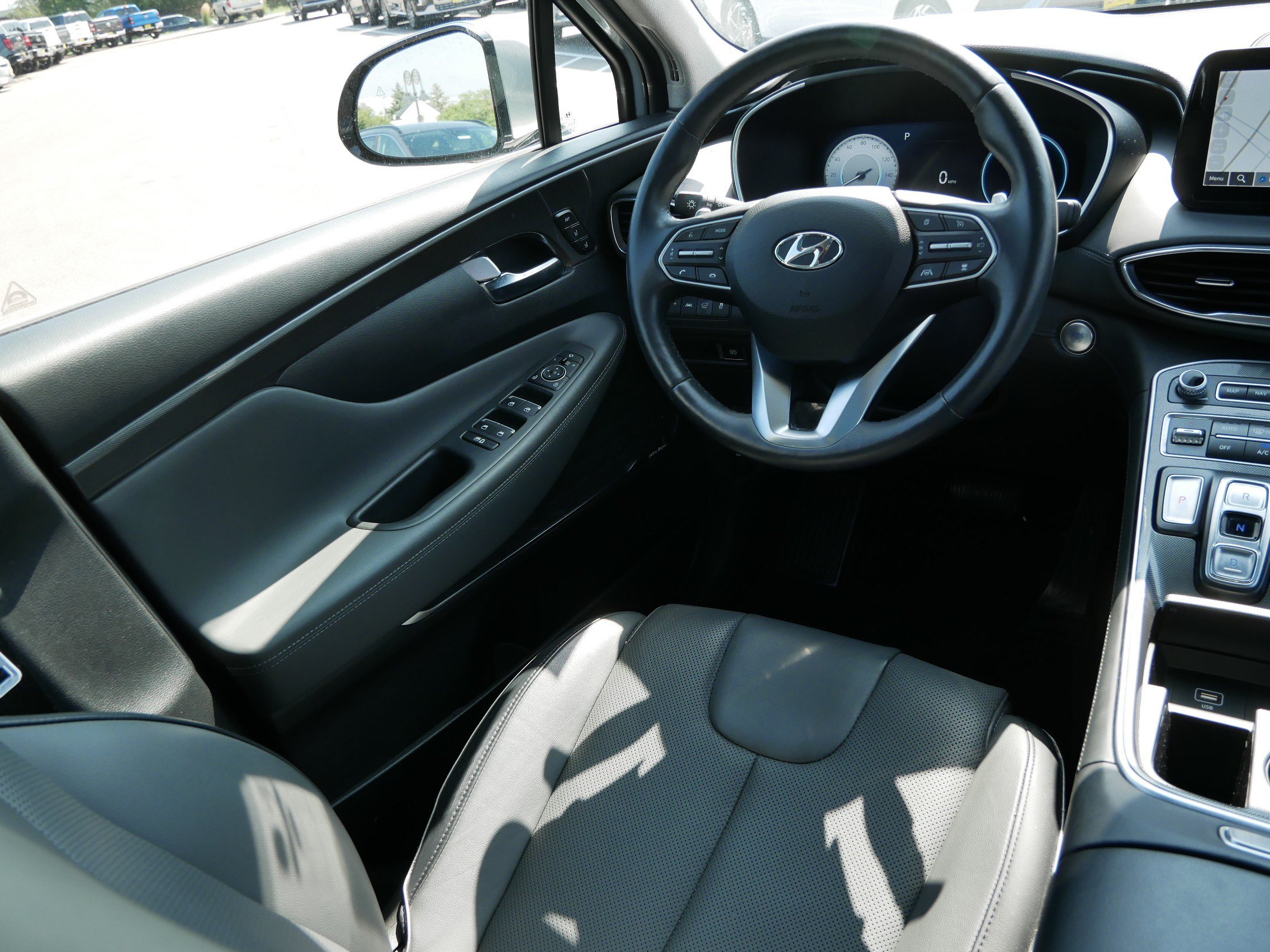 Certified 2023 Hyundai Santa Fe Limited AWD/4WD image 9