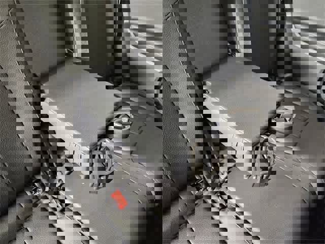 Certified 2025 Mercedes-Benz GLB 250 4MATIC image 76