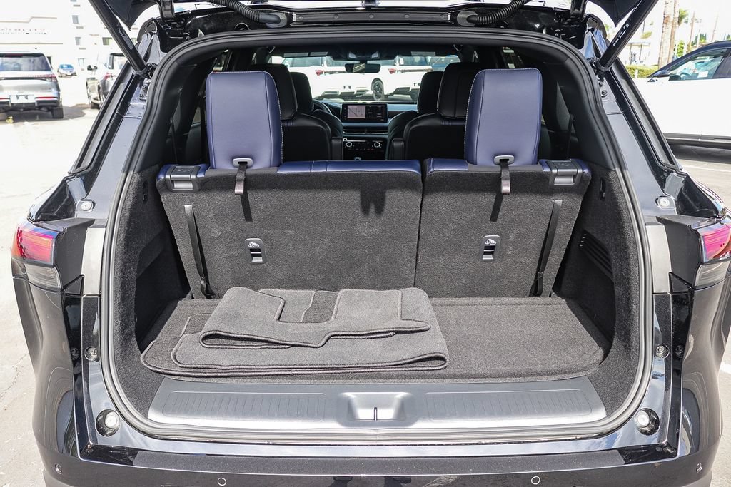 Certified 2026 INFINITI QX60 Sport w/ Dark Cargo Package AWD/4WD image 26
