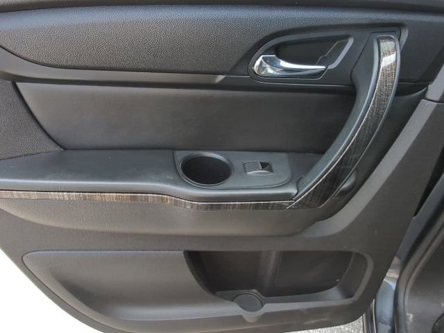 Used 2014 GMC Acadia SLT AWD/4WD image 25