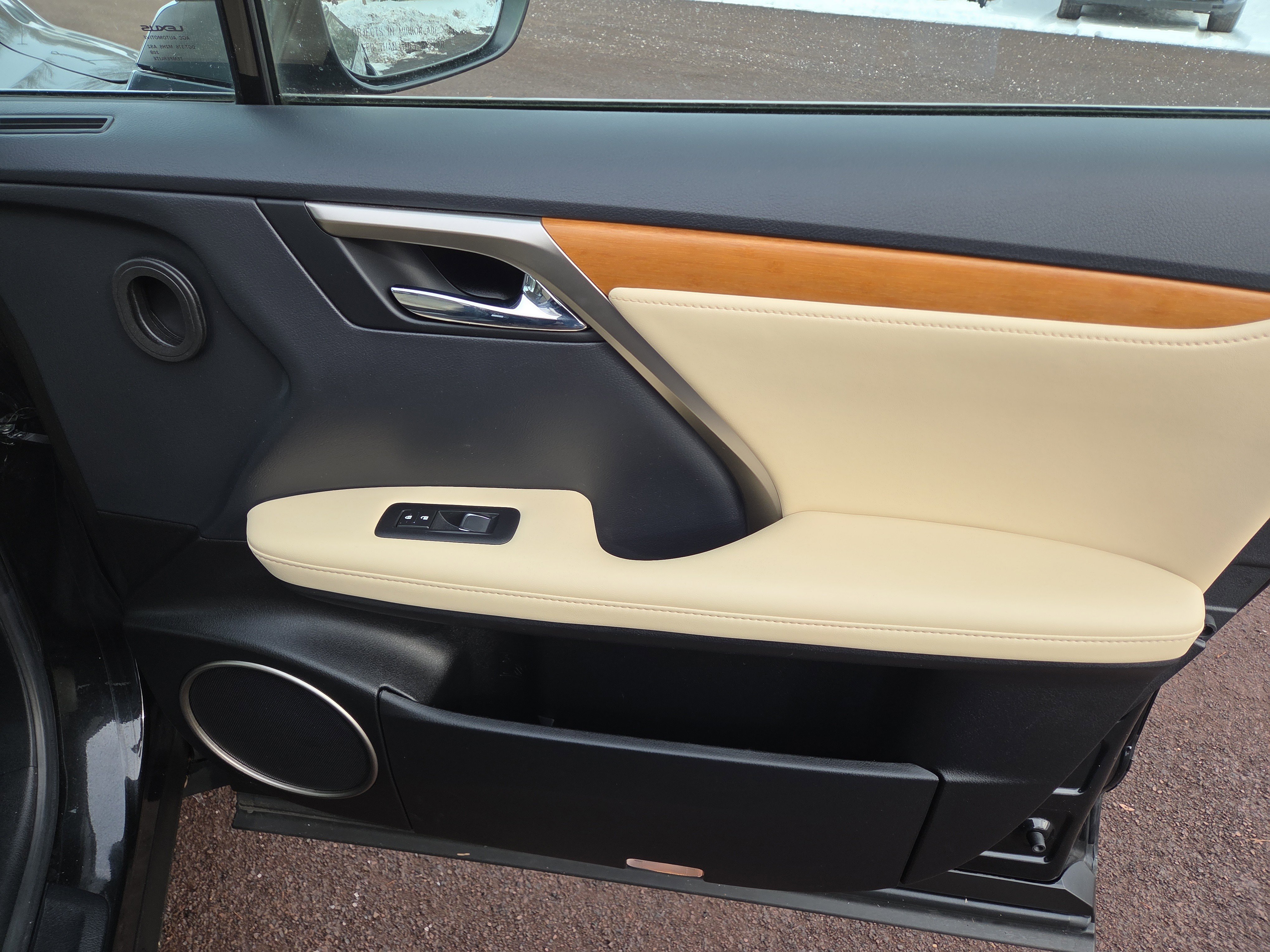 Certified 2022 Lexus RX 350 AWD w/ Premium Package image 17