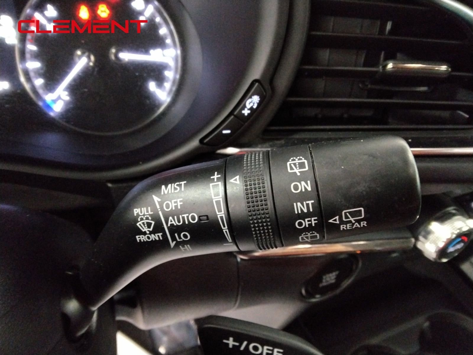 Used 2023 MAZDA CX-30 AWD 2.5 S w/ Premium Package image 14