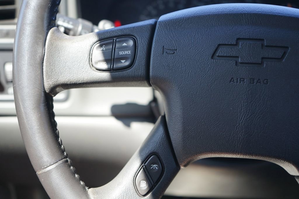 Used 2006 Chevrolet Silverado 1500 LT w/ Light Duty Power Package image 14