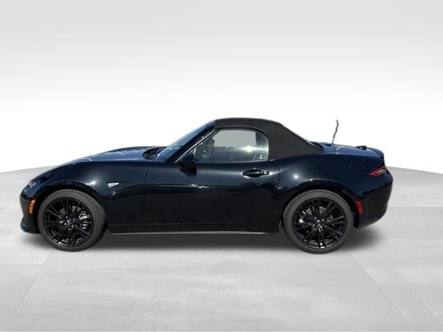 New 2025 MAZDA MX-5 Miata Club image 2