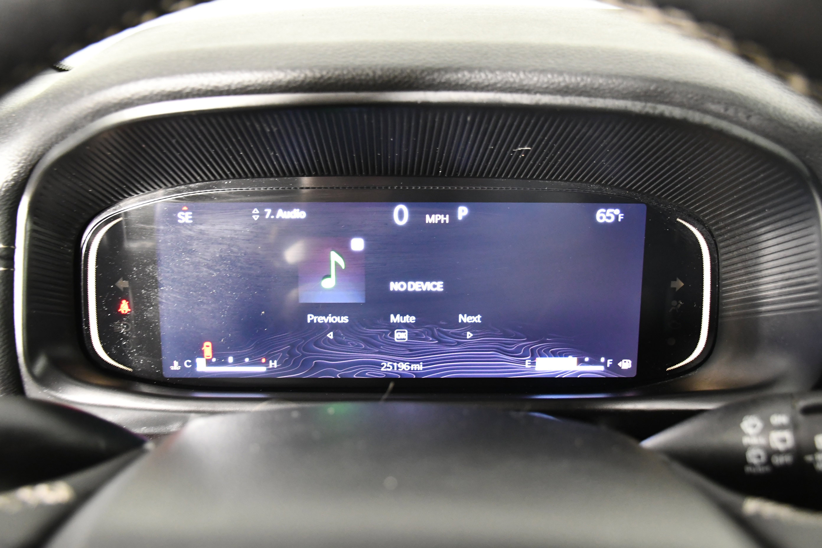 Used 2024 Jeep Wagoneer 4WD w/ HD Trailer Tow Package image 19