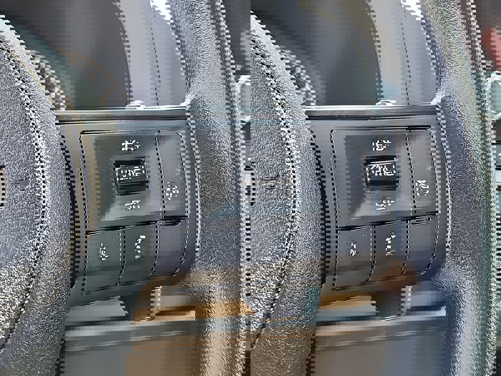 Certified 2024 Nissan Pathfinder S image 20