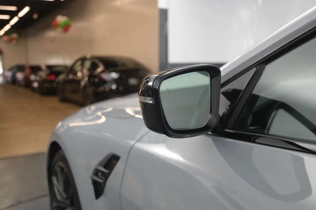 Used 2021 BMW M4 Competition RWD image 15