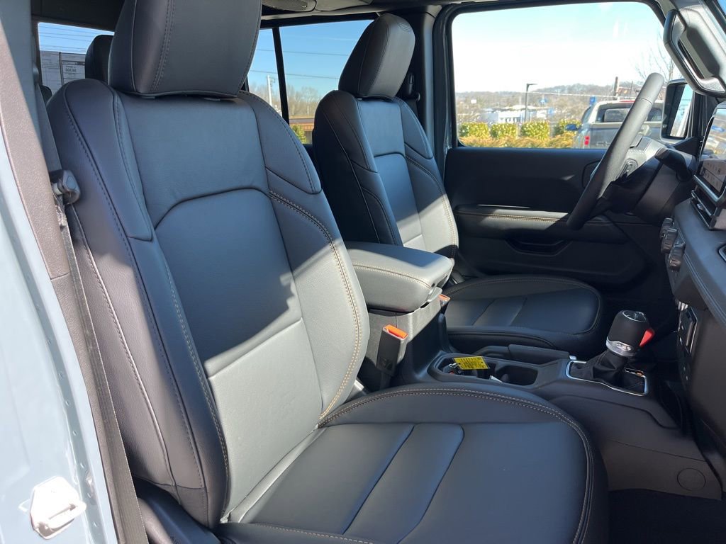 New 2026 Jeep Gladiator Sport image 27