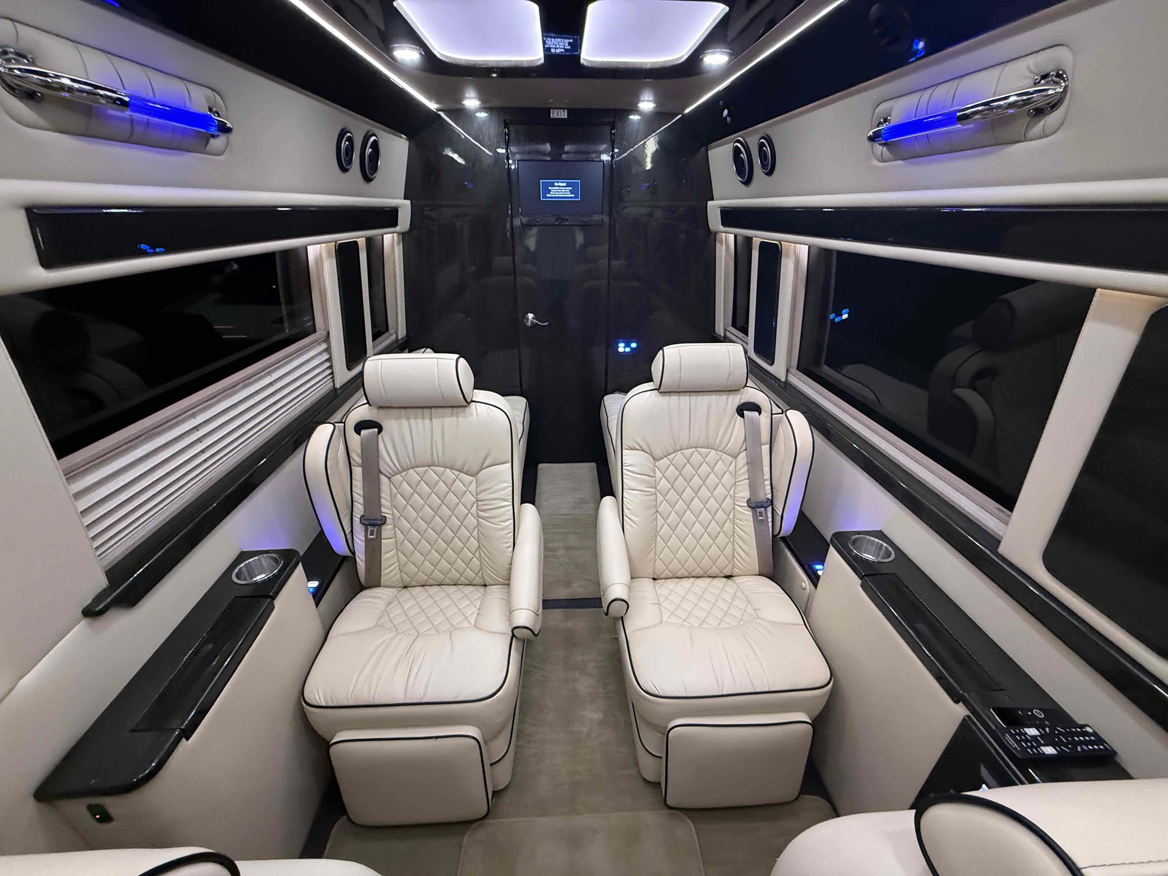 Used 2017 Mercedes-Benz Sprinter 3500 image 8