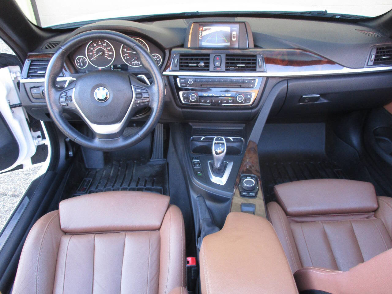 Used 2017 BMW 430i Convertible image 16