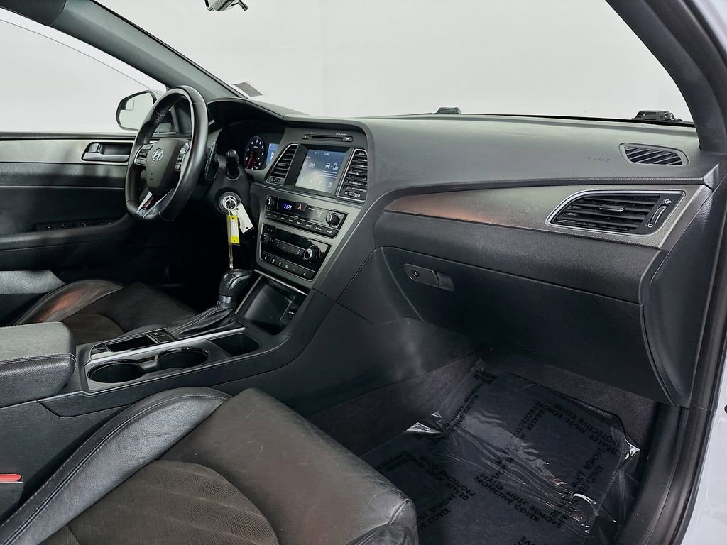 Used 2017 Hyundai Sonata Sport 2.0T FWD image 28