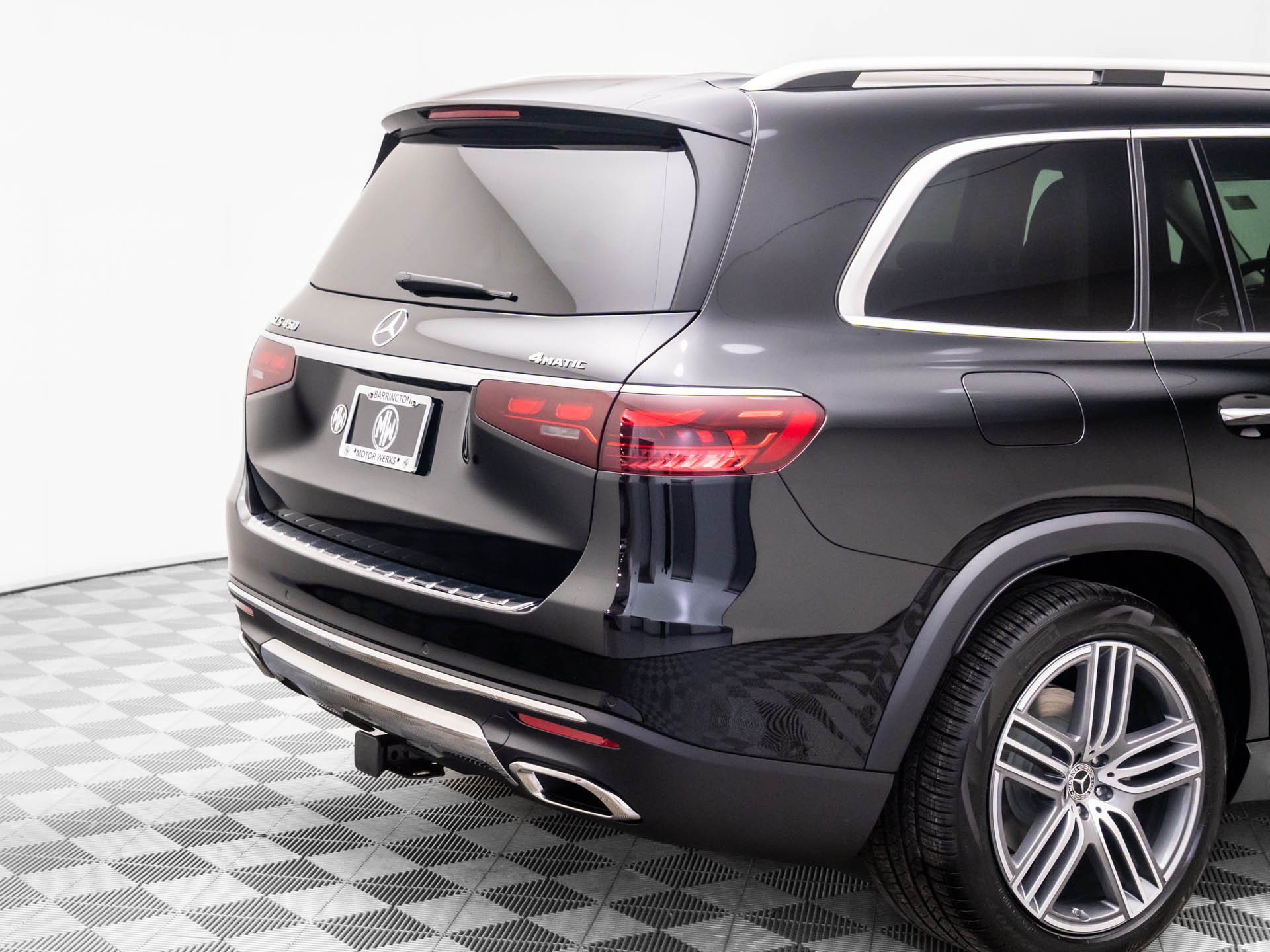 New 2026 Mercedes-Benz GLS 450 4MATIC image 40