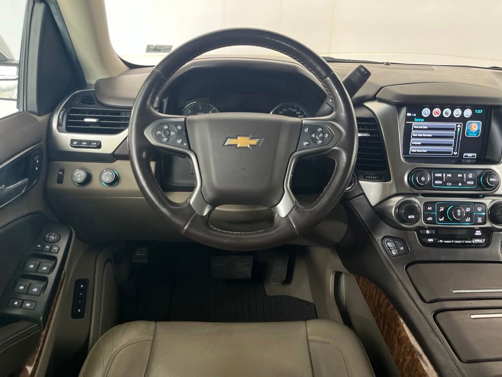 Used 2019 Chevrolet Suburban Premier AWD/4WD image 31