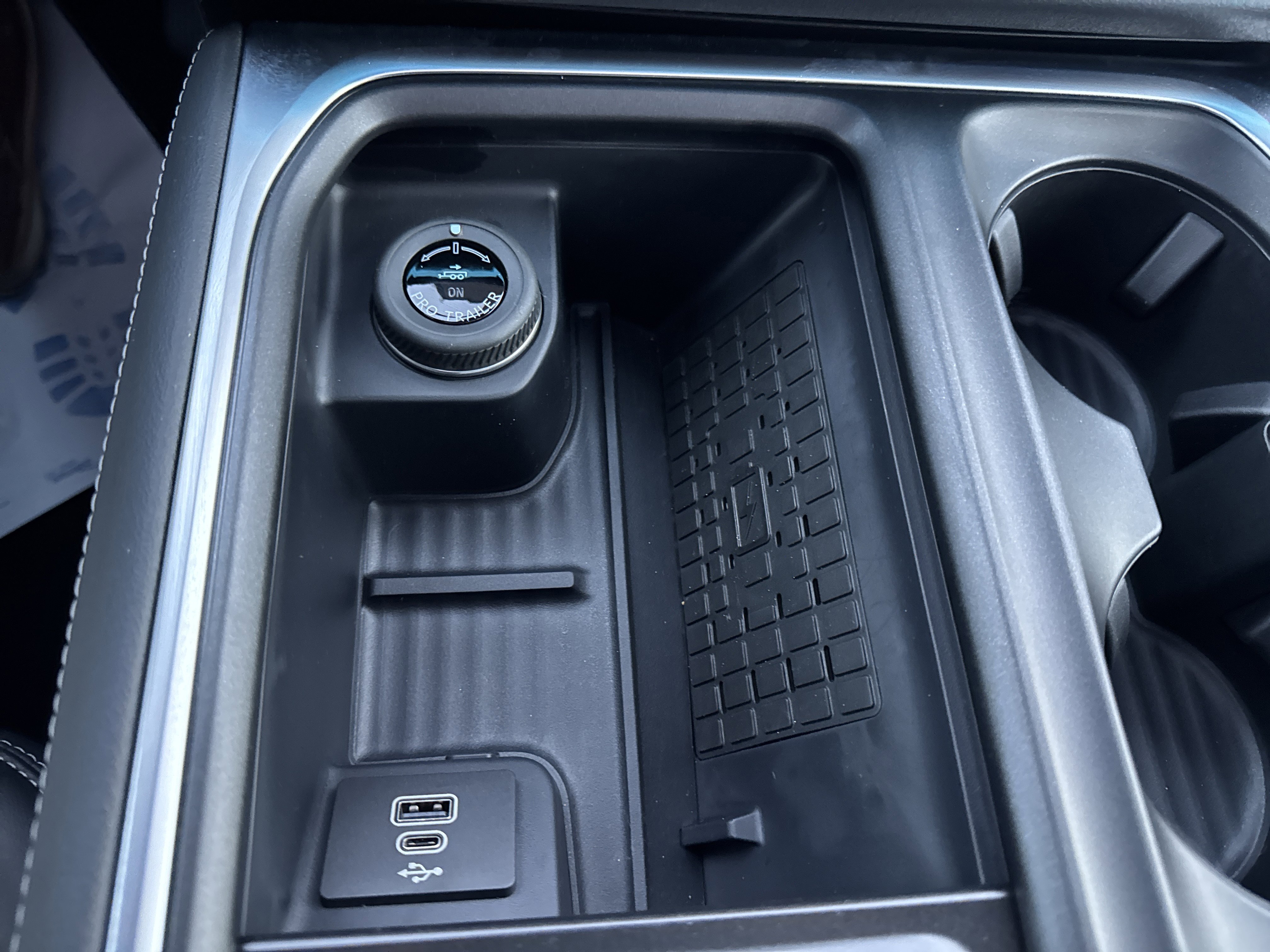 New 2025 Ford Expedition Platinum w/ Stealth Performance Package AWD/4WD image 35