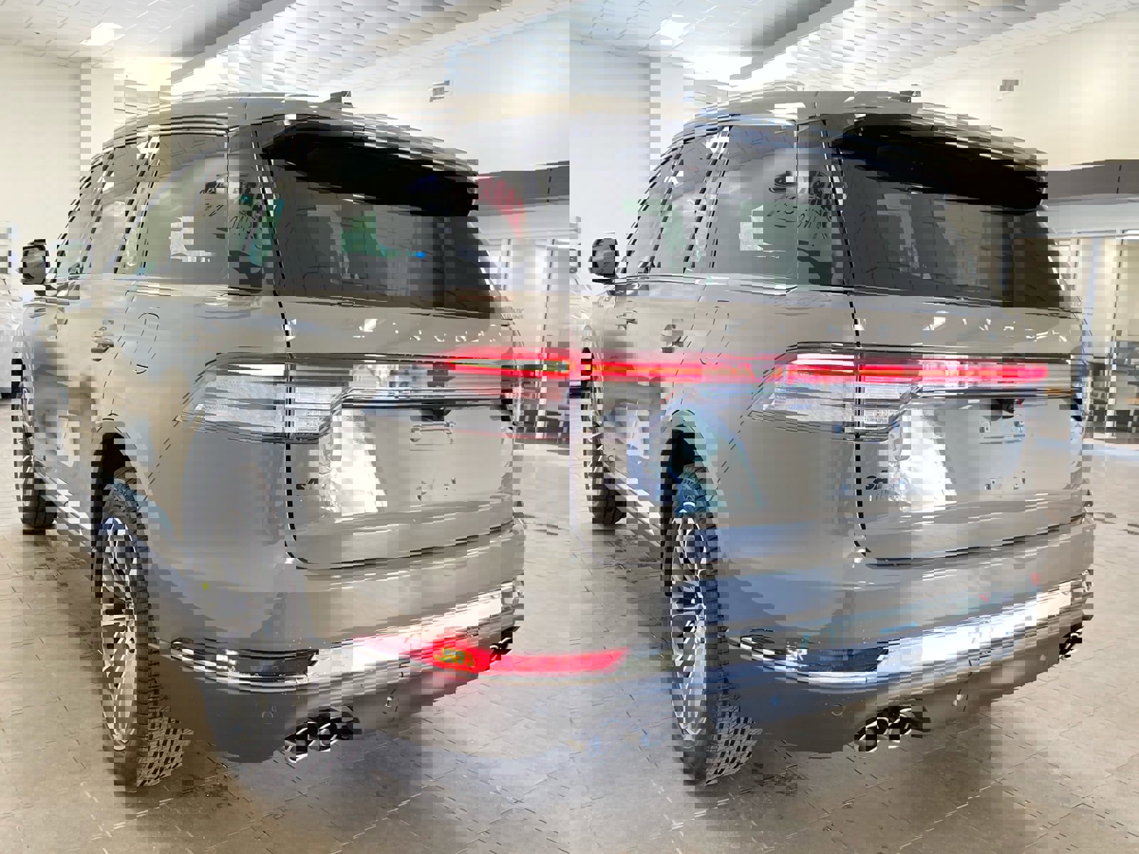 New 2026 Lincoln Aviator Reserve AWD/4WD image 12