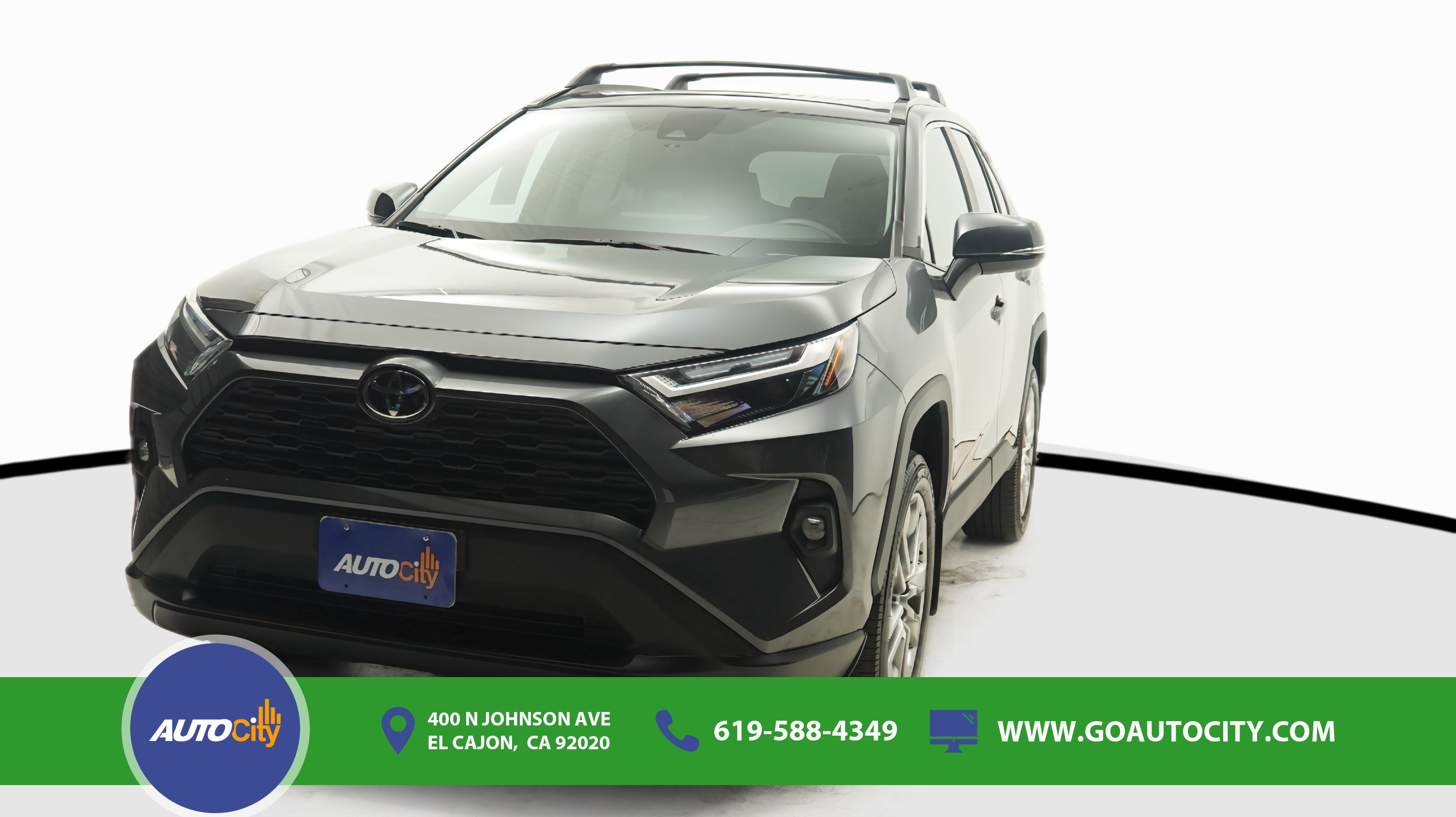 Used 2022 Toyota RAV4 XLE Premium FWD image 1